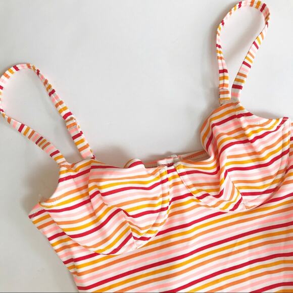 aerie Striped Unlined Underwire One Piece Swimsuit - Picture 7 of 9